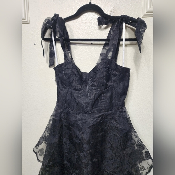 Lulus Glamorous Sweetie Black Burnout Tie-Strap Bustier Midi Dress S Wedding - Picture 7 of 10